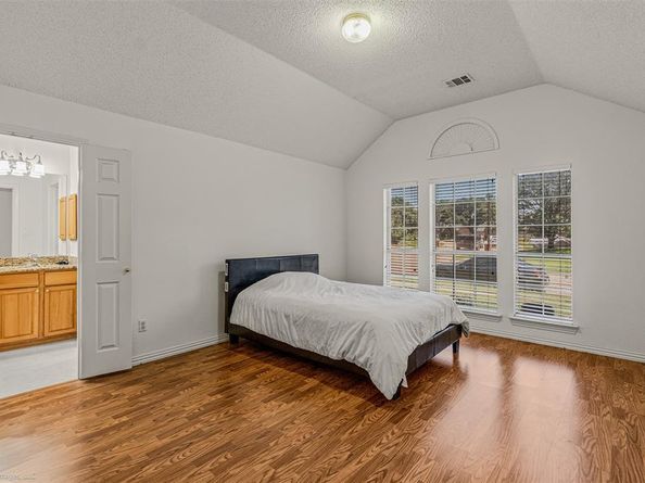 2705  Planetree Drive , Rowlett Texas 75089