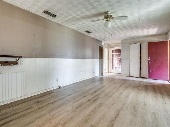 10526  Andover Drive , Dallas Texas 75228