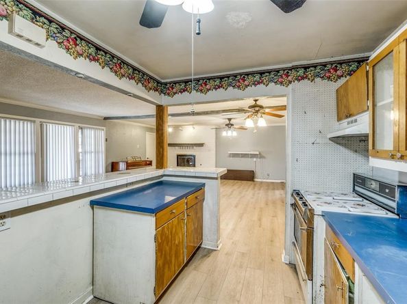 10526  Andover Drive , Dallas Texas 75228
