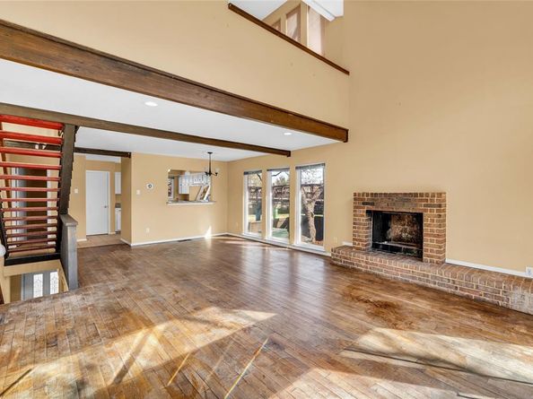 6808  Eastridge Drive  E1 Apt 24, Dallas Texas 75231