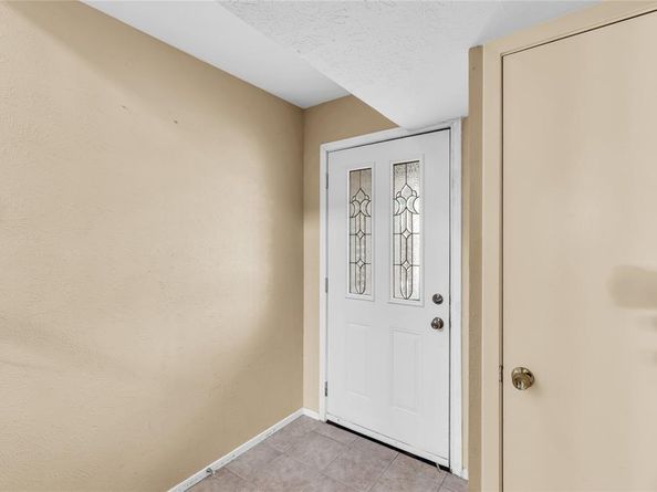 6808  Eastridge Drive  E1 Apt 24, Dallas Texas 75231