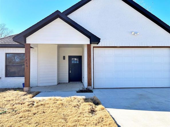 1466 E Morphy Street , Fort Worth Texas 76104