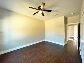 1466 E Morphy Street , Fort Worth Texas 76104