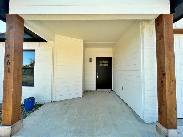 1466 E Morphy Street , Fort Worth Texas 76104