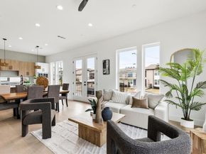 604 N Ewing Avenue  105, Dallas Texas 75203