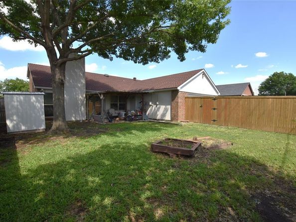2806  Dukeswood Drive , Garland Texas 75040