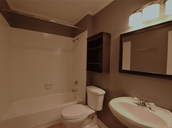 2806  Dukeswood Drive , Garland Texas 75040
