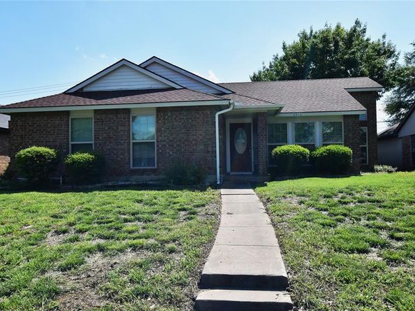 2806  Dukeswood Drive , Garland Texas 75040