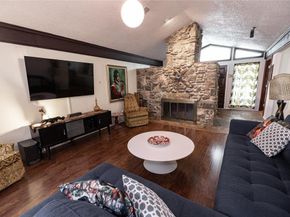 4458  Cardiff Avenue , Fort Worth Texas 76133