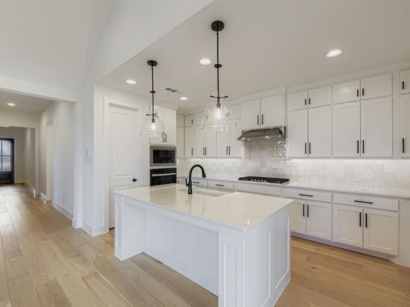 1609  Primms Place , Fort Worth Texas 76052