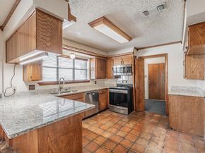 305  Warbler Drive , Bedford Texas 76021