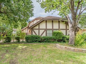 305  Warbler Drive , Bedford Texas 76021