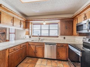 305  Warbler Drive , Bedford Texas 76021