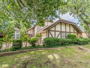 305  Warbler Drive 