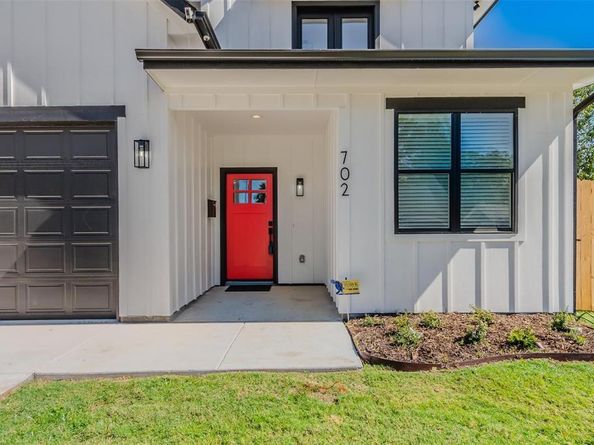 702  Graham Avenue , Dallas Texas 75223