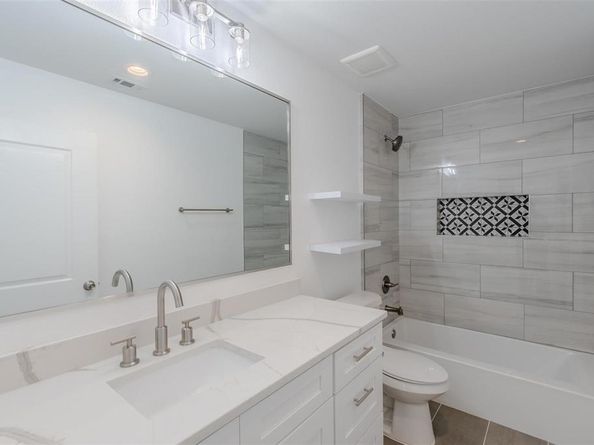 702  Graham Avenue , Dallas Texas 75223