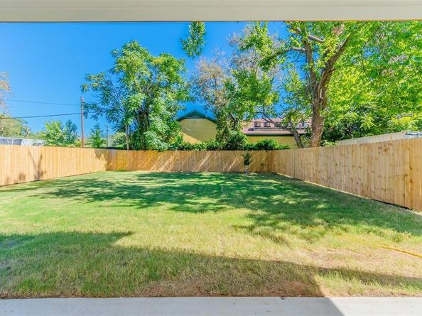 702  Graham Avenue , Dallas Texas 75223