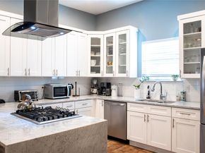 2421  Highwood Drive , Dallas Texas 75228