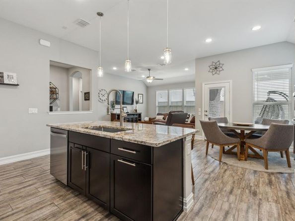 4113  Crossroads Court , Oak Point Texas 75068