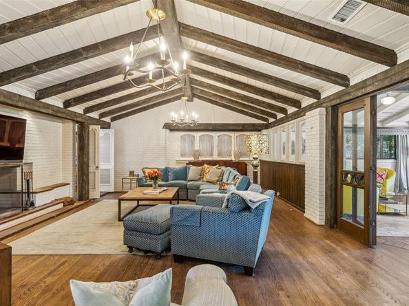 4549  Walnut Hill Lane , Dallas Texas 75229