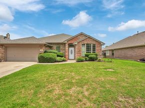 2502  Edgefield Trail , Mansfield Texas 76063