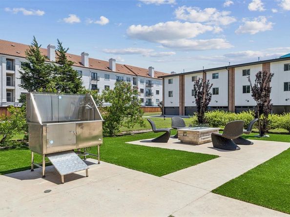 13900  Noel Road  401, Dallas Texas 75240