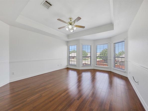 9320  Vista Circle , Irving Texas 75063