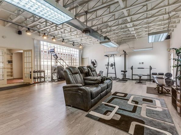 3984  Goodfellow Drive , Dallas Texas 75229