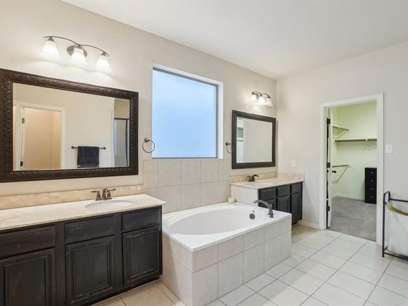 2200  Benjamin Creek Drive , Little Elm Texas 75068