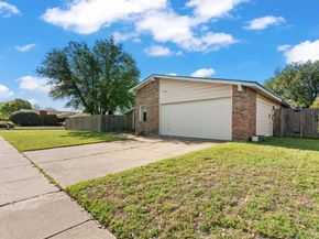 4028  engleman Street , Fort Worth Texas 76137