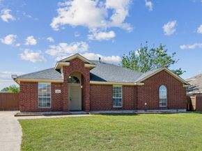 1036  Hollaway Circle , DeSoto Texas 75115