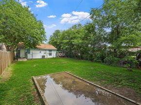 2805  Hale Avenue , Fort Worth Texas 76106
