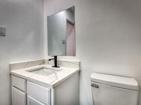 1225  Venus Street , Cedar Hill Texas 75104