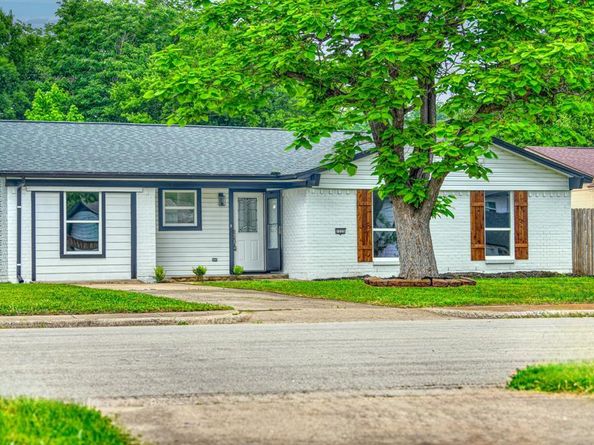 1225  Venus Street , Cedar Hill Texas 75104