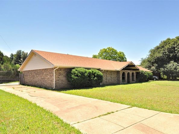 6709  Santiago Avenue , Fort Worth Texas 76133