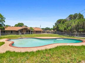 6709  Santiago Avenue , Fort Worth Texas 76133