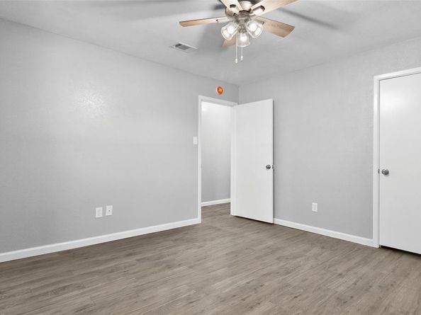 6709  Santiago Avenue , Fort Worth Texas 76133