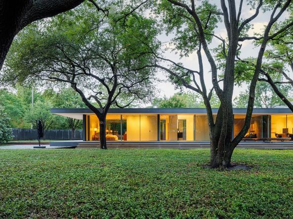 11345 W Ricks Circle , Dallas Texas 75230