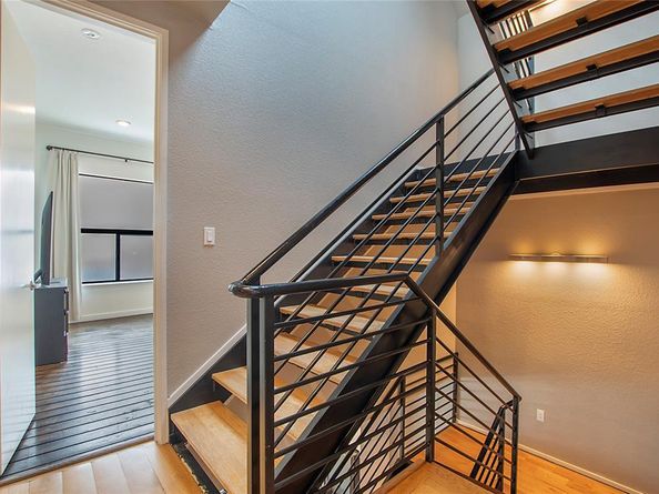 1909  Hope Way , Dallas Texas 75206