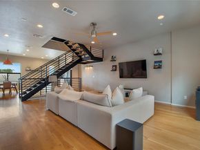 1909  Hope Way , Dallas Texas 75206