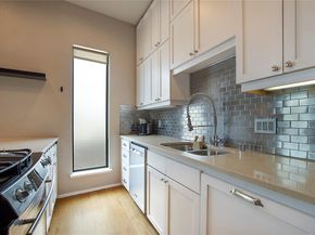 1909  Hope Way , Dallas Texas 75206