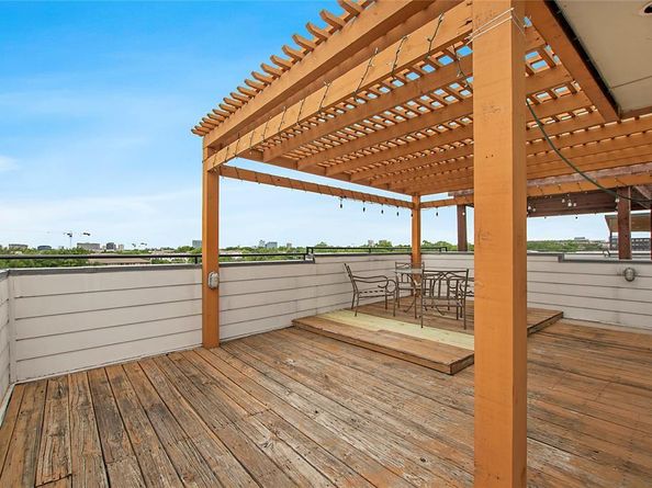 1909  Hope Way , Dallas Texas 75206