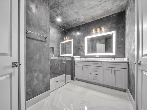 2412  Givendale Road , Dallas Texas 75241