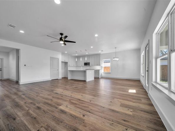 2412  Givendale Road , Dallas Texas 75241