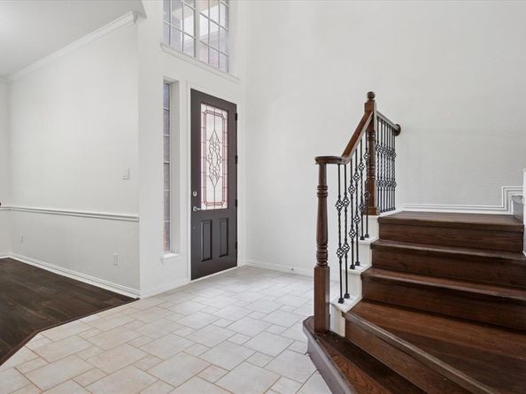 2904  Waterford Drive , Irving Texas 75063