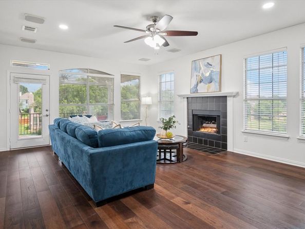 2904  Waterford Drive , Irving Texas 75063