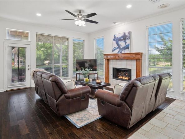 2904  Waterford Drive , Irving Texas 75063