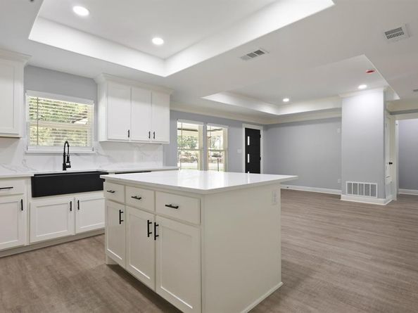 2737  Jills Drive , Balch Springs Texas 75180