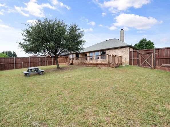 7701  Labrador Drive , Arlington Texas 76002