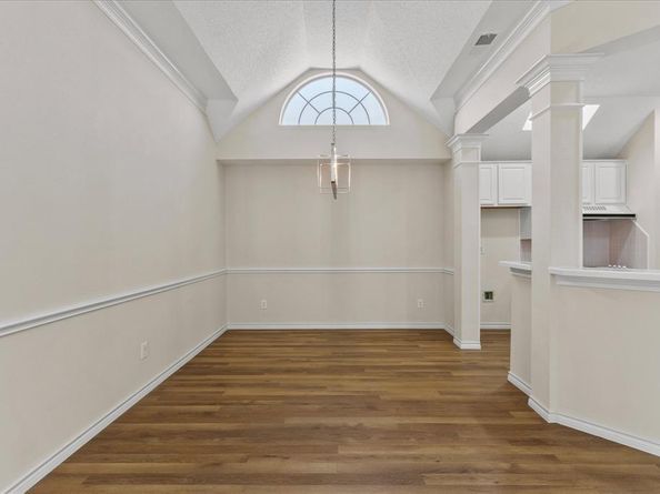 225  Wellington Road , Irving Texas 75063